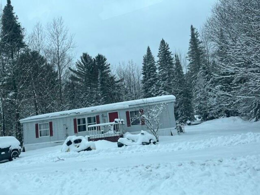 40 Poplar Lane, Bloomingdale, NY 12913