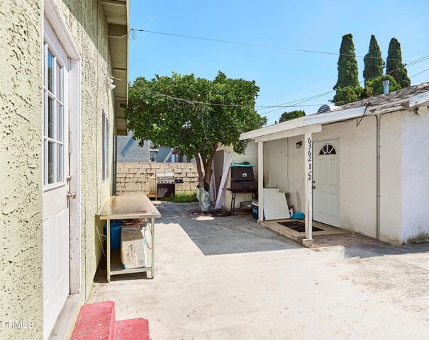 6362 Arbutus Avenue, Huntington Park, CA 90255