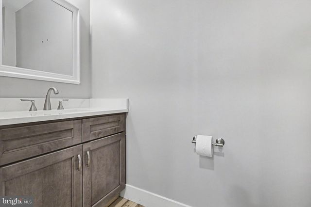 826 SANDBANK RD, Mount Holly Springs, PA 17065