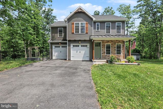826 SANDBANK RD, Mount Holly Springs, PA 17065