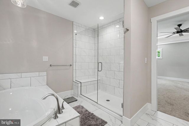 826 SANDBANK RD, Mount Holly Springs, PA 17065