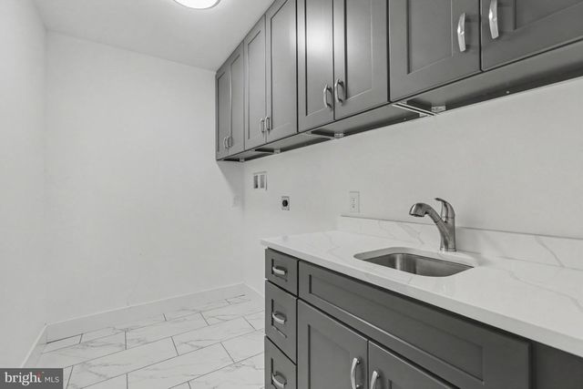 826 SANDBANK RD, Mount Holly Springs, PA 17065