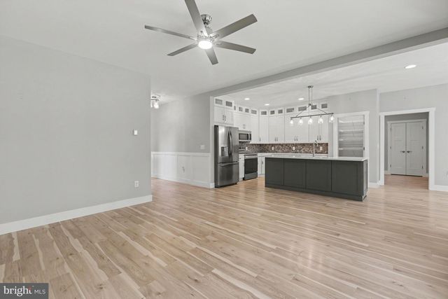 826 SANDBANK RD, Mount Holly Springs, PA 17065