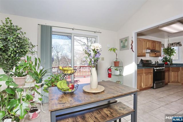 383 Congress Street, New Milford, NJ 07646