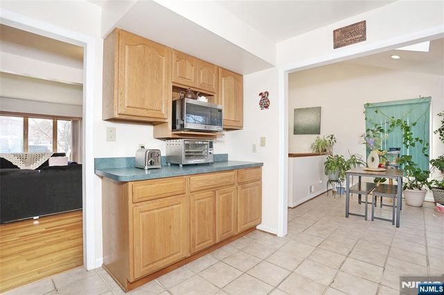 383 Congress Street, New Milford, NJ 07646