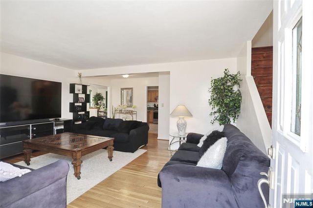 383 Congress Street, New Milford, NJ 07646