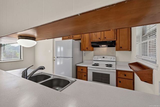 1409 OAK ST, Schertz, TX 78154