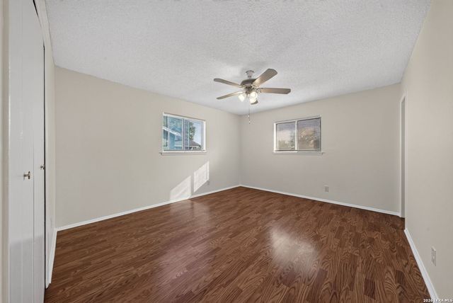 1409 OAK ST, Schertz, TX 78154