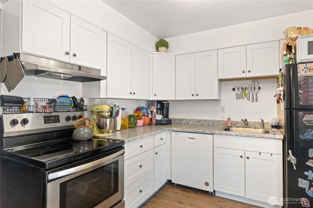 1149 SW Cascade Avenue, Chehalis, WA 98532