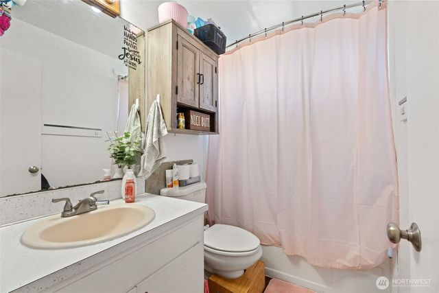 1149 SW Cascade Avenue, Chehalis, WA 98532