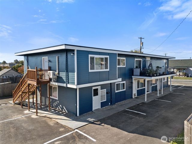 1149 SW Cascade Avenue, Chehalis, WA 98532