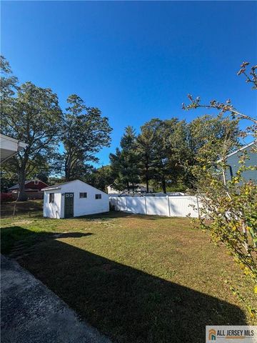 95 Liberty Place, Hazlet, NJ 07734