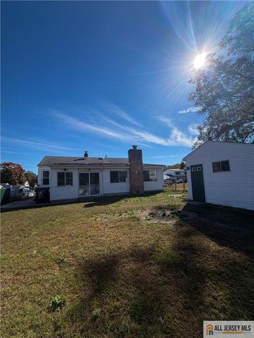 95 Liberty Place, Hazlet, NJ 07734