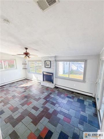 95 Liberty Place, Hazlet, NJ 07734
