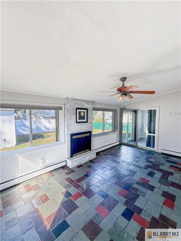 95 Liberty Place, Hazlet, NJ 07734
