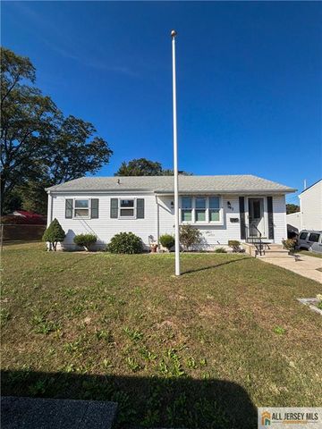 95 Liberty Place, Hazlet, NJ 07734