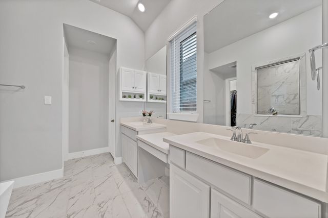 1927 Holly Oak Way, Fate, TX 75087