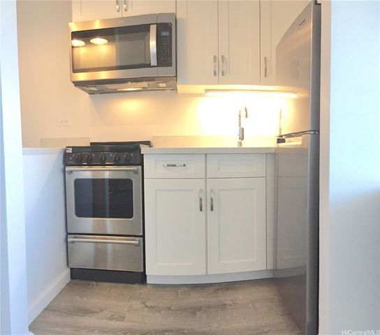 98-288 Kaonohi Street 2001, Aiea, HI 96701