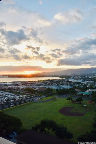 98-288 Kaonohi Street 2001, Aiea, HI 96701