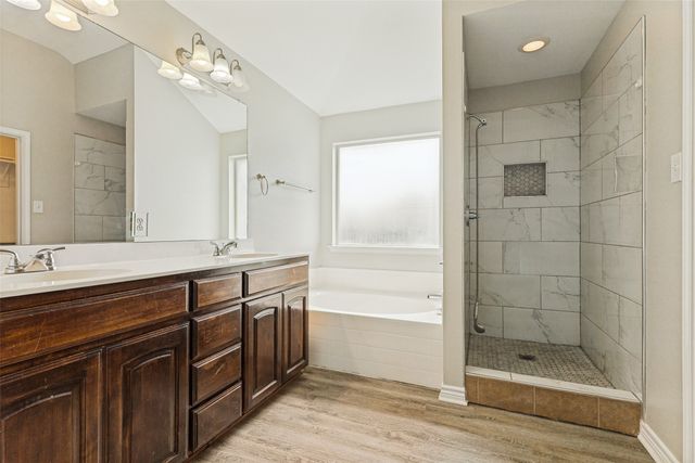 417 Brookhollow Lane, Saginaw, TX 76131