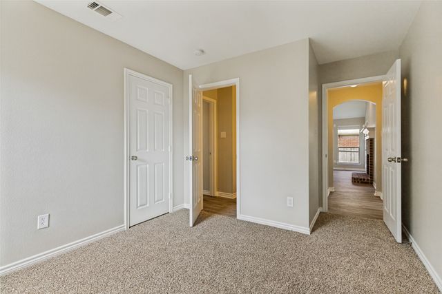 417 Brookhollow Lane, Saginaw, TX 76131