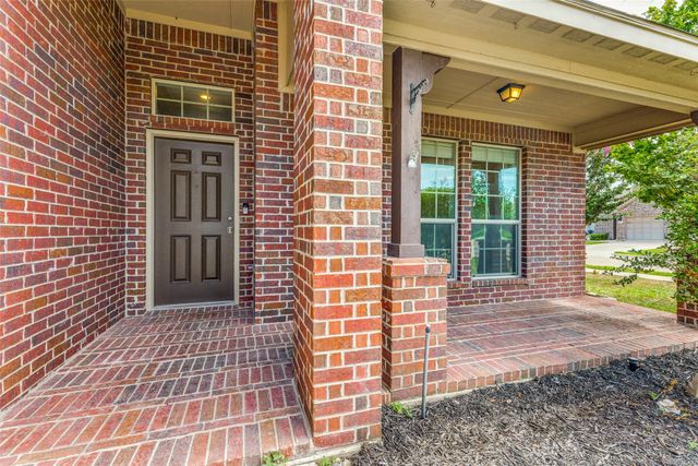 417 Brookhollow Lane, Saginaw, TX 76131