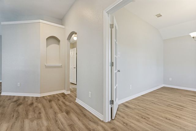 417 Brookhollow Lane, Saginaw, TX 76131