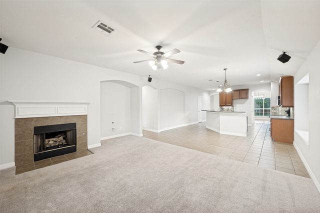 2017 Creekdale Drive, Denton, TX 76210