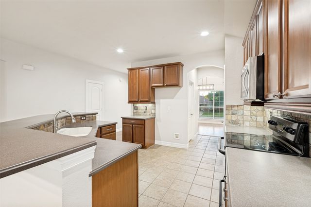 2017 Creekdale Drive, Denton, TX 76210