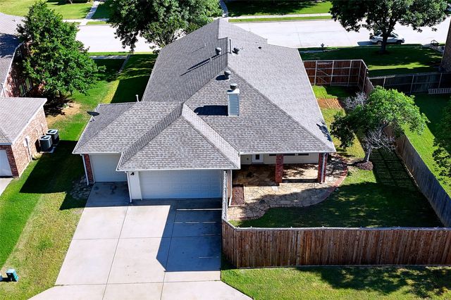 2017 Creekdale Drive, Denton, TX 76210