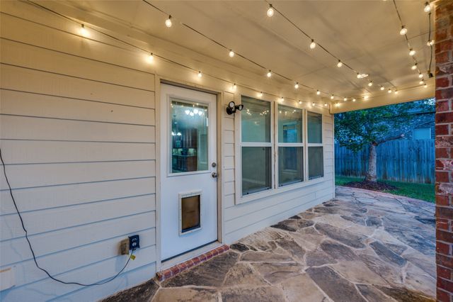 2017 Creekdale Drive, Denton, TX 76210