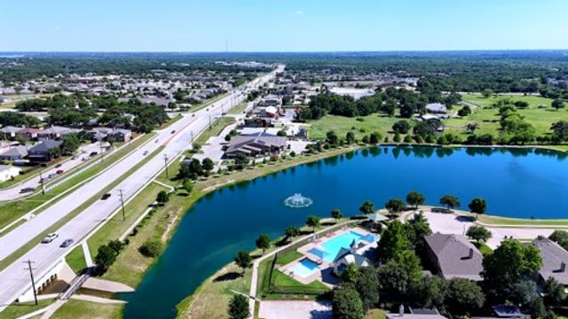 2017 Creekdale Drive, Denton, TX 76210