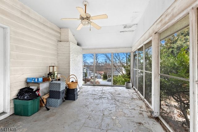 1060 Sunny Slope Dr, Mountainside Boro, NJ 07092