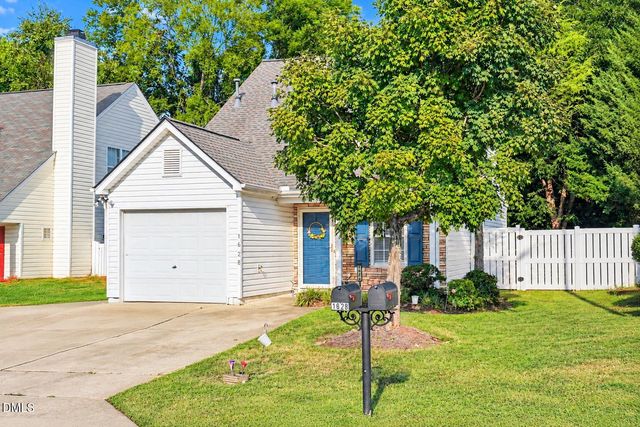 1628 Beacon Village Drive, Raleigh, NC 27604
