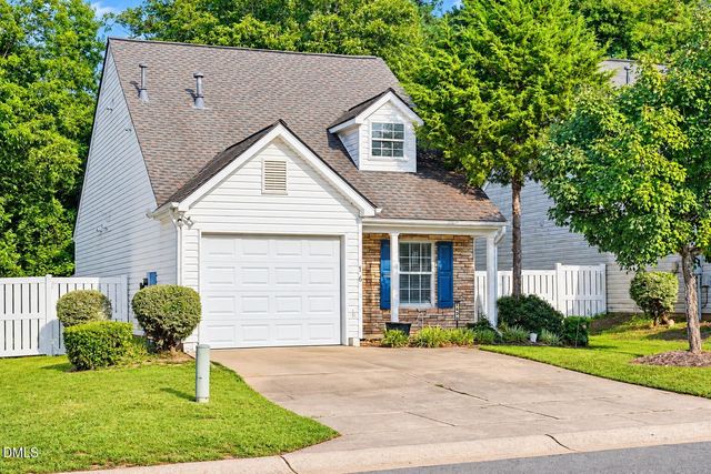 1628 Beacon Village Drive, Raleigh, NC 27604