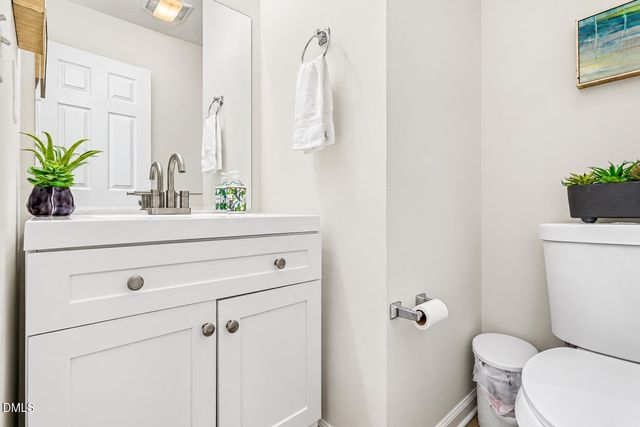 1628 Beacon Village Drive, Raleigh, NC 27604