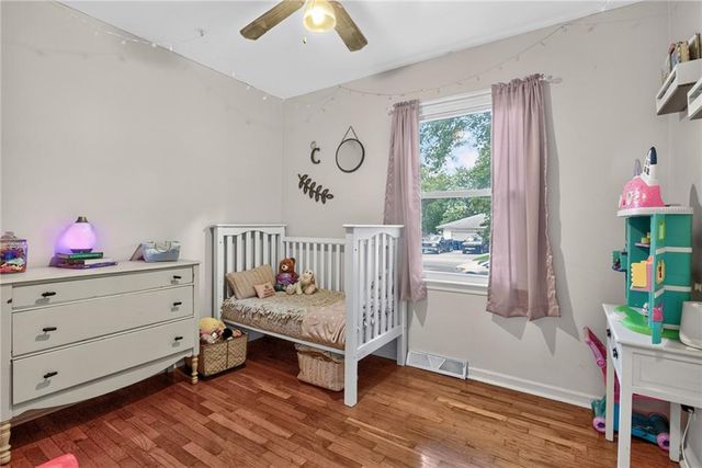 307 E College Street, Odessa, MO 64076