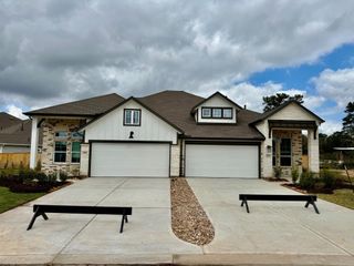 416 East Coralburst Loop, Montgomery, TX 77316
