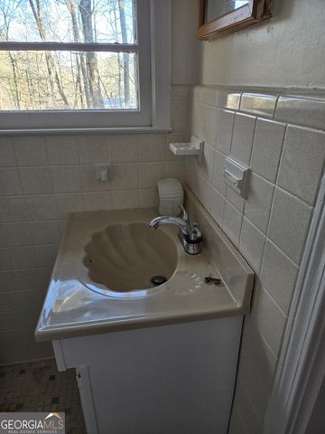 735 Seabreeze Lake Road, Buchanan, GA 30113