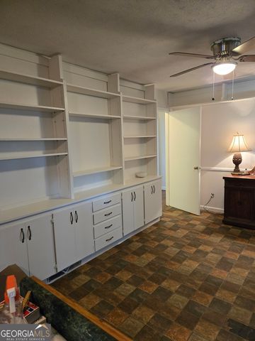 735 Seabreeze Lake Road, Buchanan, GA 30113