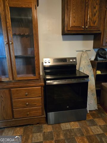 735 Seabreeze Lake Road, Buchanan, GA 30113