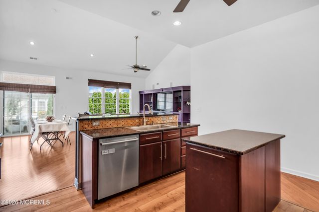 19 Goddard Drive, East Windsor, NJ 08512