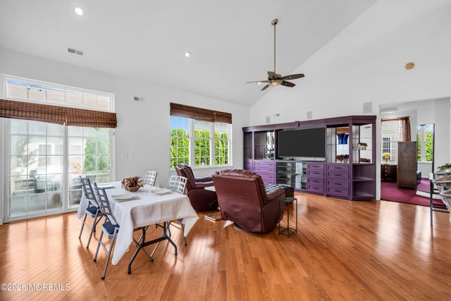 19 Goddard Drive, East Windsor, NJ 08512