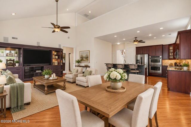 19 Goddard Drive, East Windsor, NJ 08512