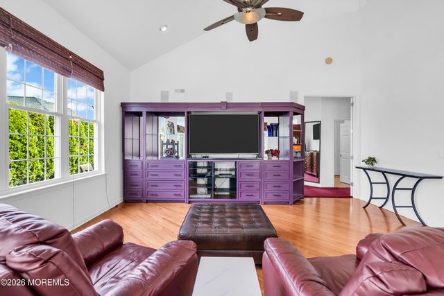 19 Goddard Drive, East Windsor, NJ 08512