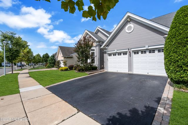 19 Goddard Drive, East Windsor, NJ 08512