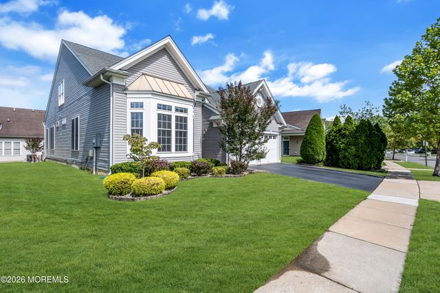 19 Goddard Drive, East Windsor, NJ 08512