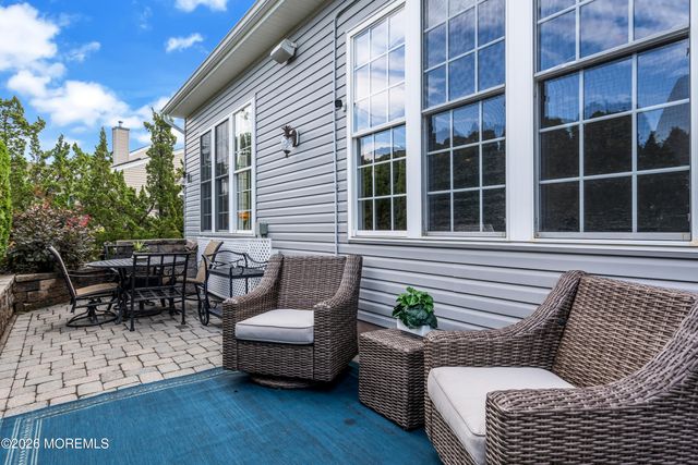 19 Goddard Drive, East Windsor, NJ 08512