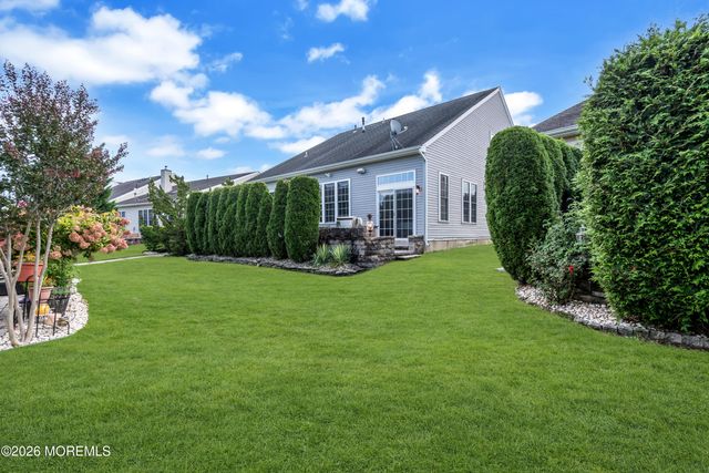19 Goddard Drive, East Windsor, NJ 08512