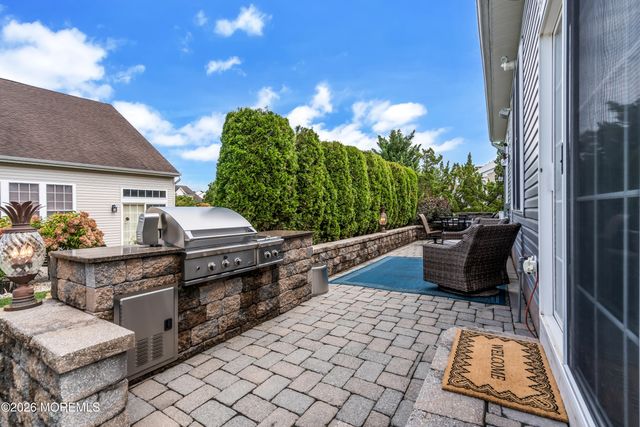 19 Goddard Drive, East Windsor, NJ 08512